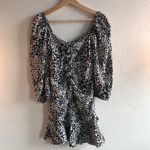 NEW Zara ✨Floral Puffed Sleeve Ruched Mini Dress - Picture 2 of 12